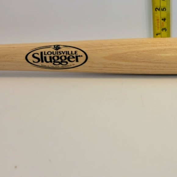 Set of 2 Louisville Slugger Museum & Factory Mini Baseball Bats 18" - Picture 2 of 4
